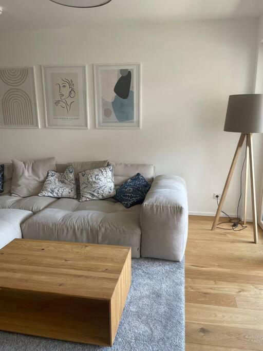 Wunderschoenes 4 Zimmer Apartment Mit Seeblick Bad Wiessee Zewnętrze zdjęcie