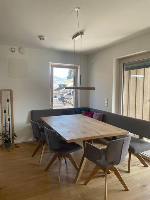 Wunderschoenes 4 Zimmer Apartment Mit Seeblick Bad Wiessee Zewnętrze zdjęcie